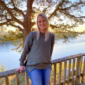 Meet your Posher, Maddi